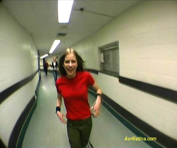 AvrilLavignecap006.jpg