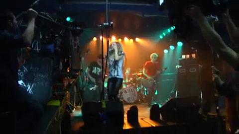vlcsnap-2011-01-08-23h51m54s200.png
