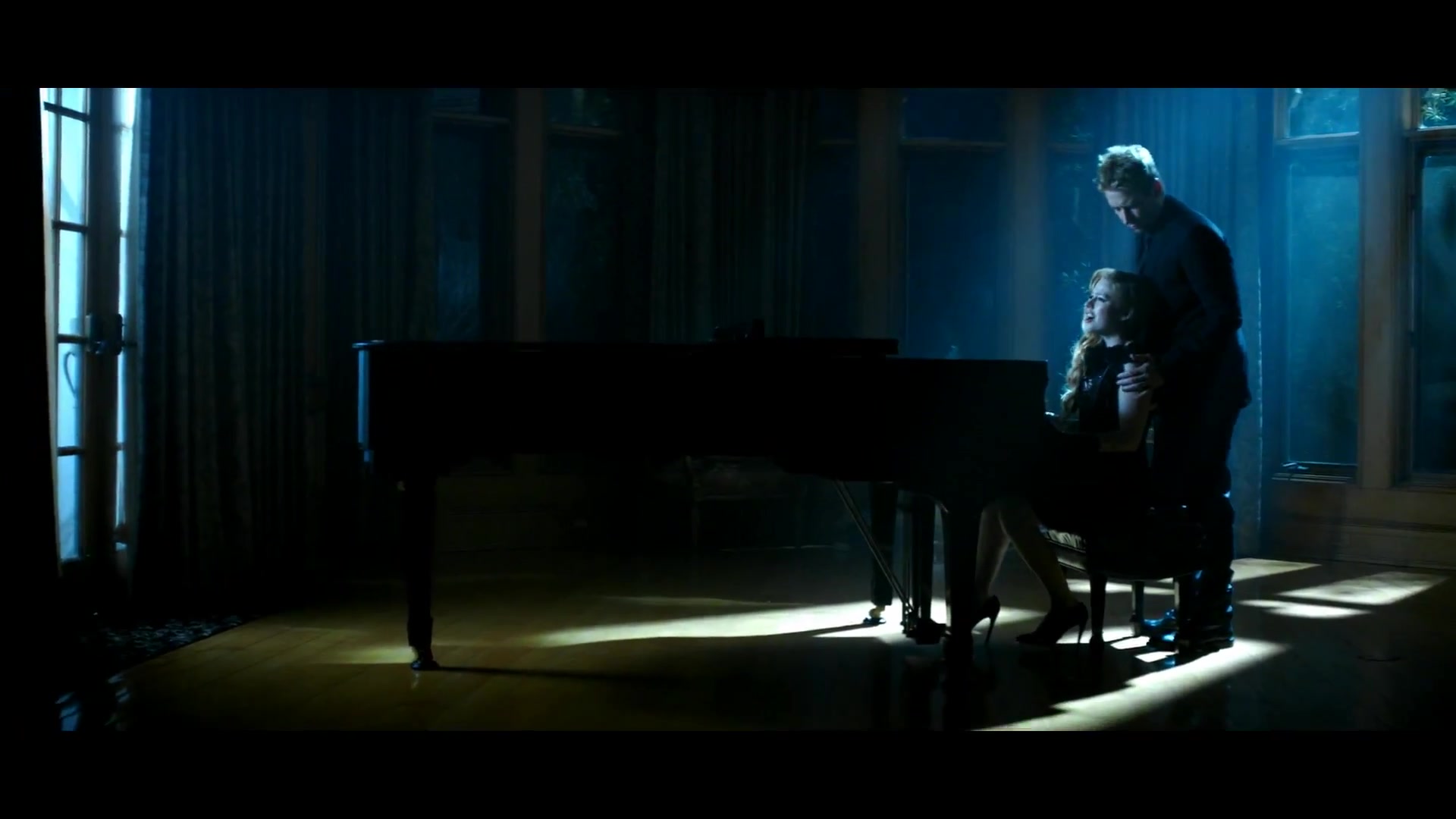 Avril_Lavigne___Let_Me_Go_ft_Chad_Kroeger_202.jpg