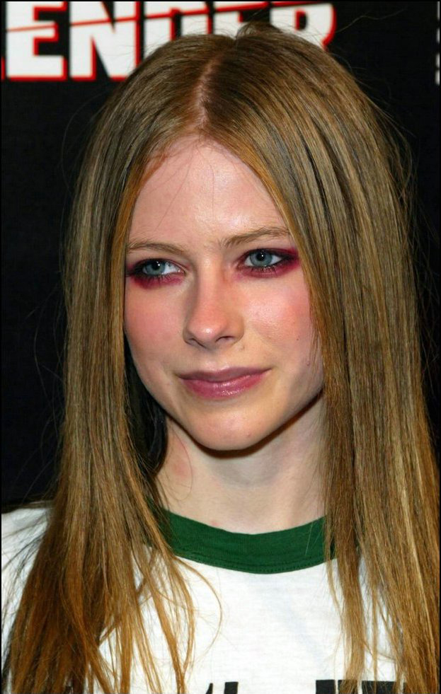avril-lavigne-396-n14377.jpg