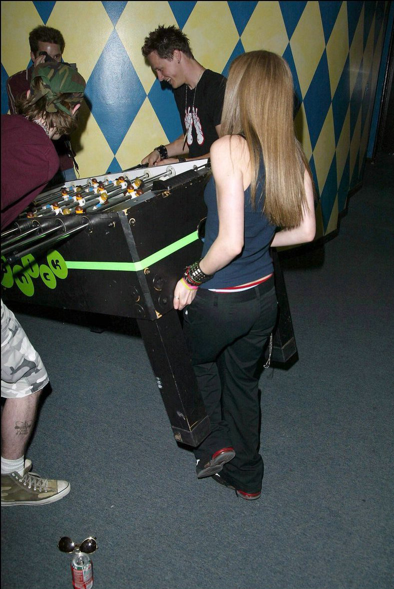 avril-lavigne-204-n17012.jpg