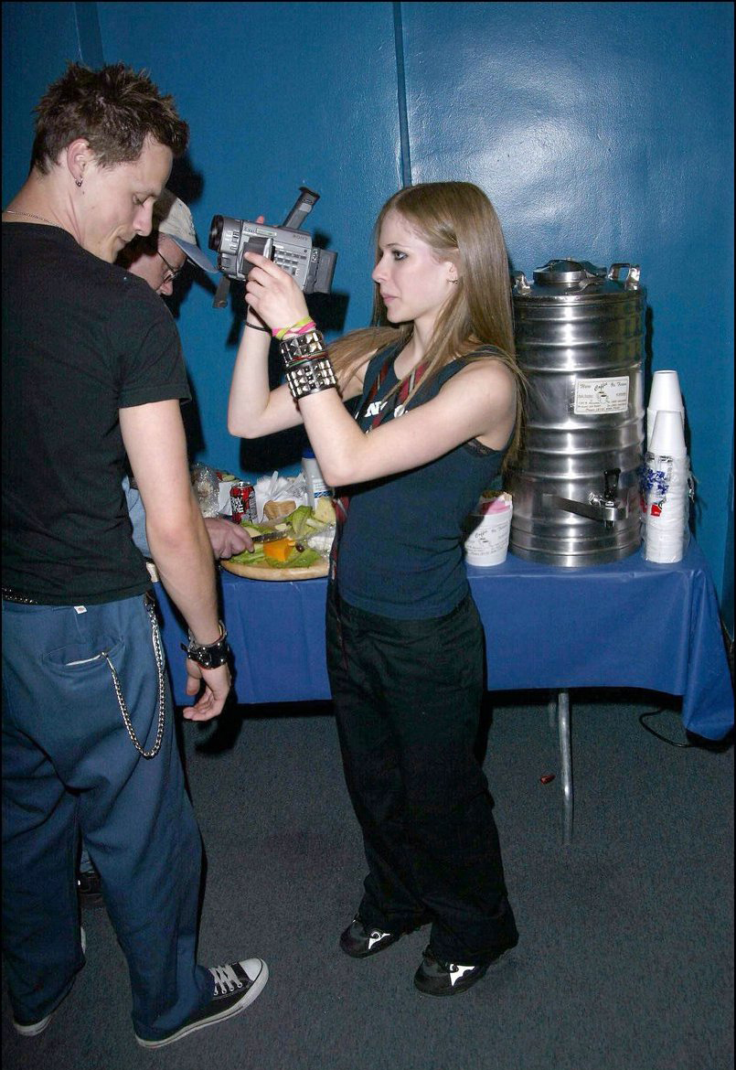 avril-lavigne-272-n17013.jpg