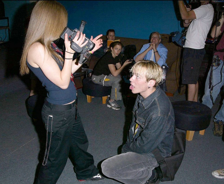 avril-lavigne-680-n17010.jpg