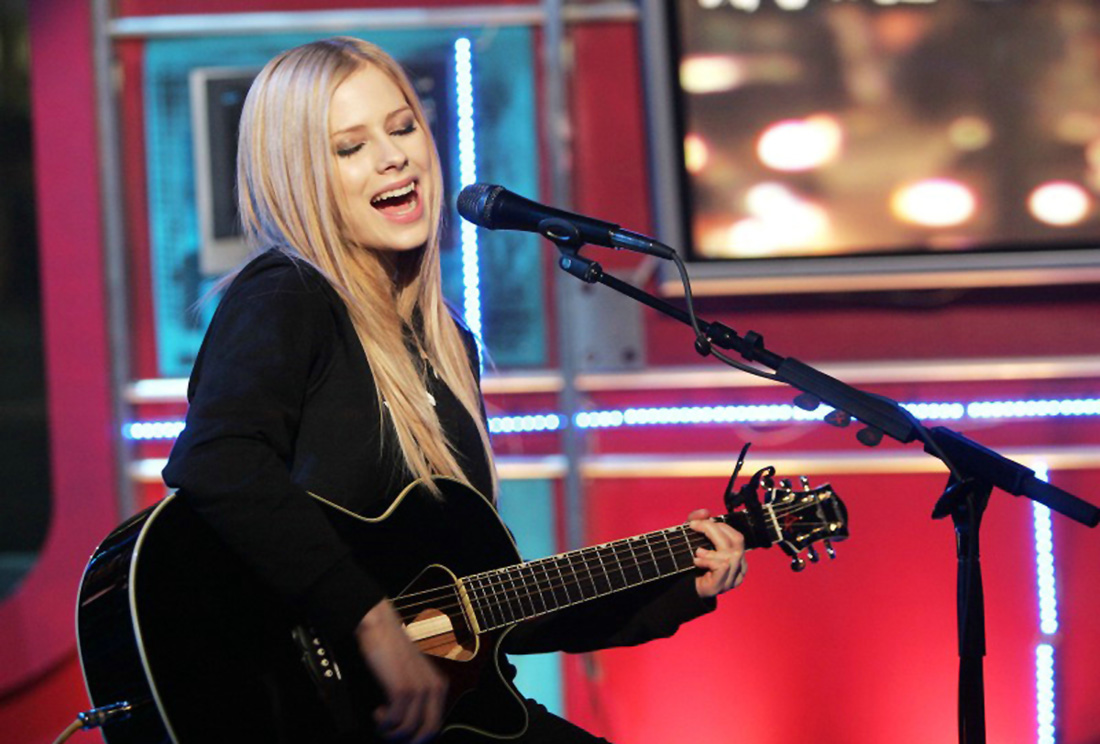 avril-lavigne-456-n23494.jpg