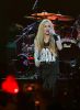Avril-Lavigne-image-avril-lavigne-36688435-1498-2048.jpg