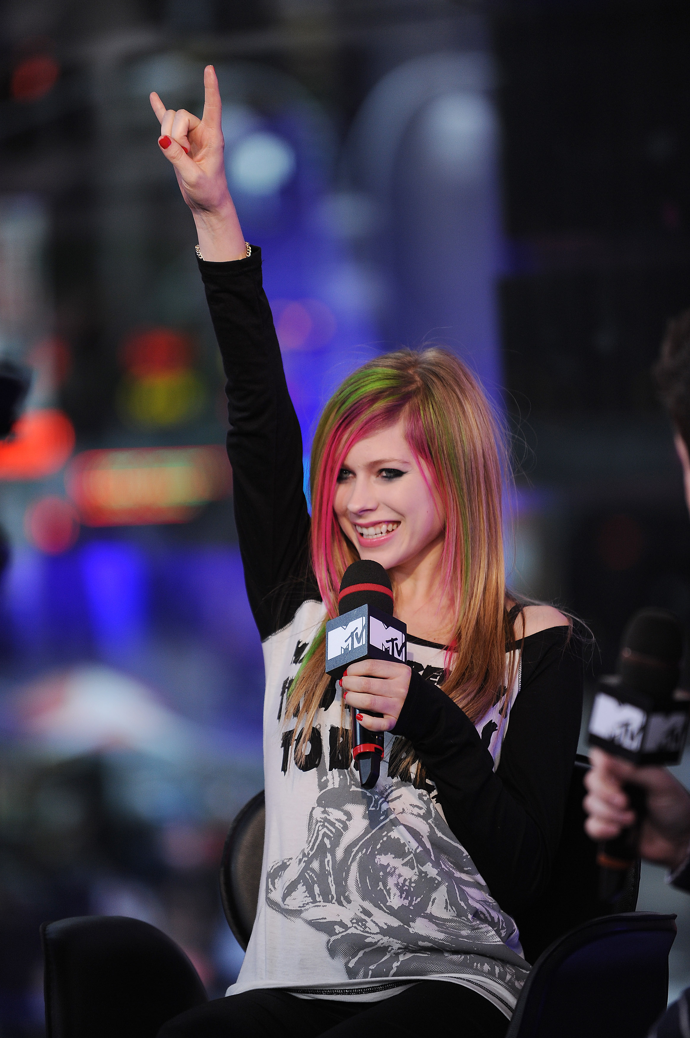 MTV_The_Seven_(4).jpg