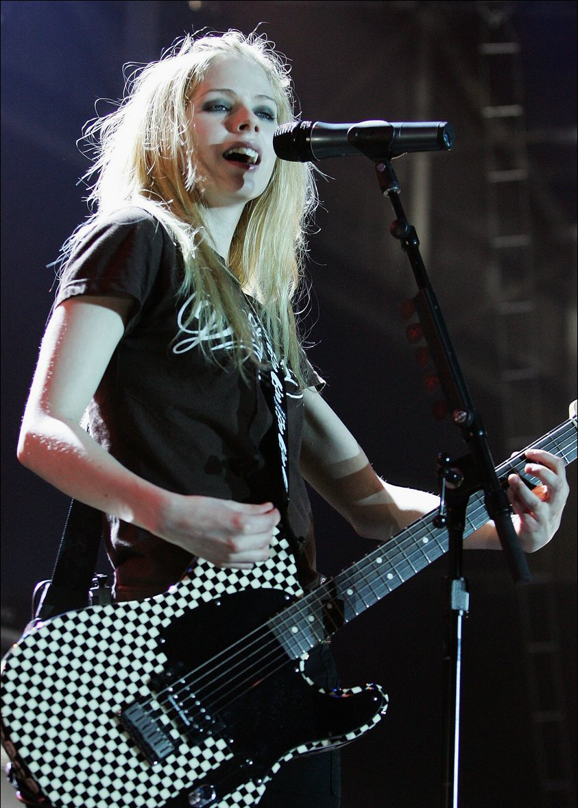 avril-lavigne-160-n25050.jpg