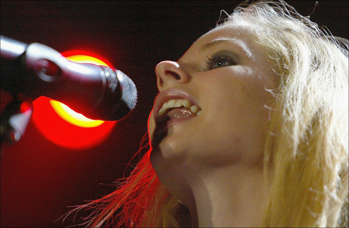 avril-lavigne-482-n25062.jpg