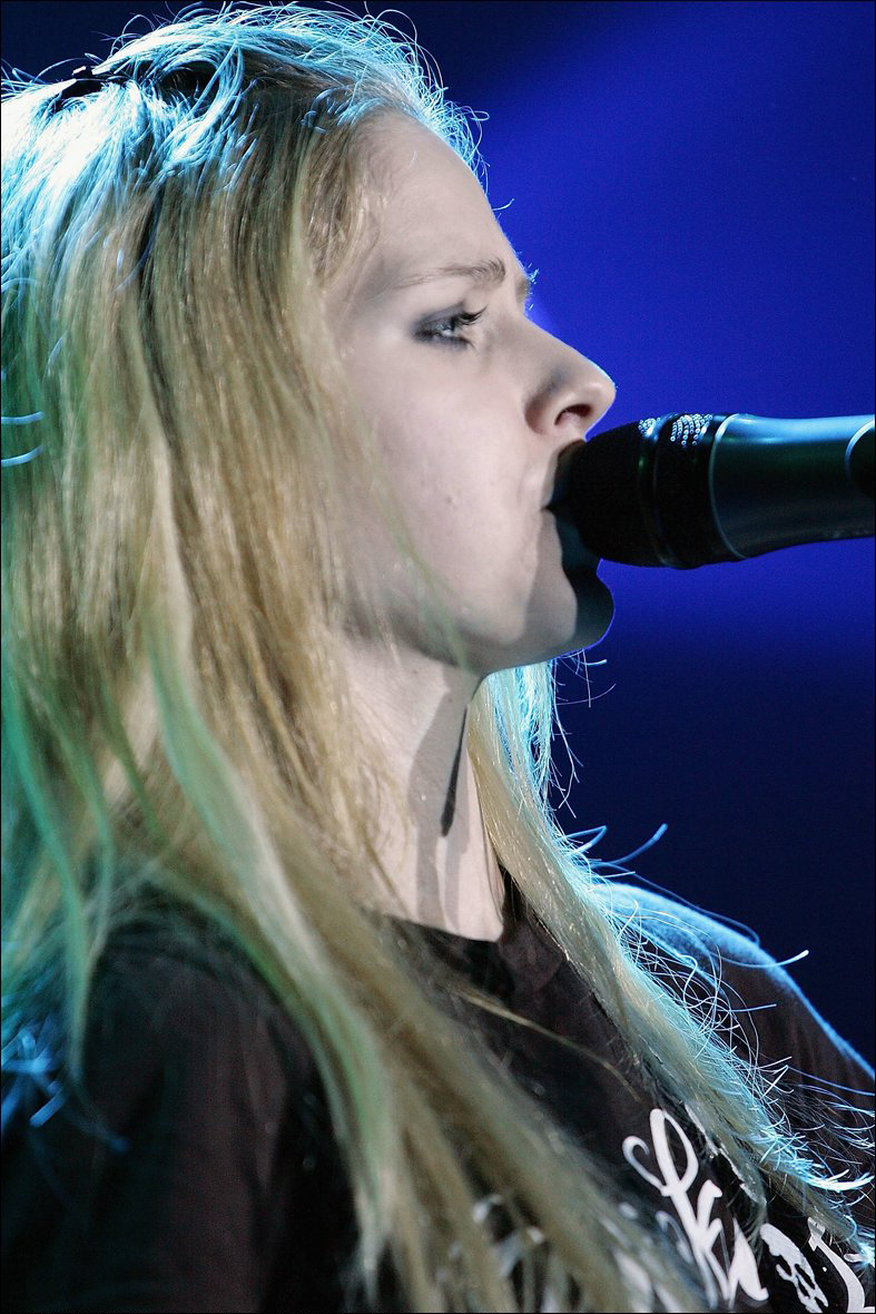 avril-lavigne-965-n25045.jpg