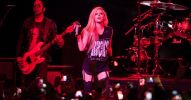avrillavignetoursaopaulo29042014_283829.jpg