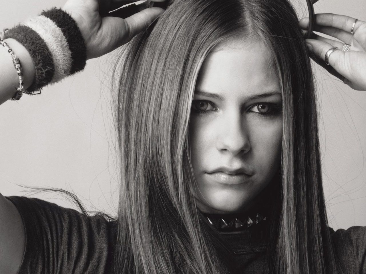 avril-lavigne-max104d-1280.jpg