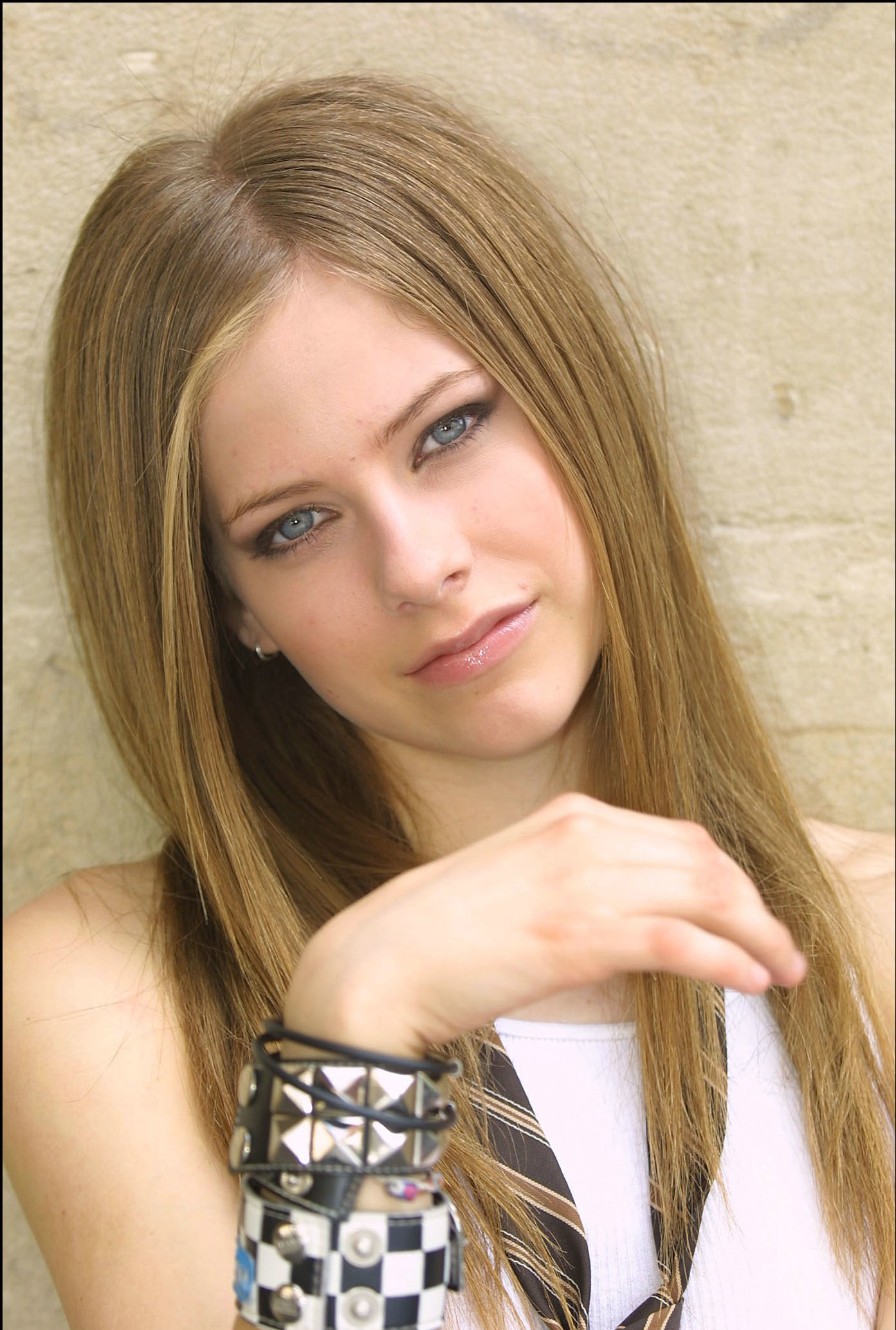 avril-lavigne-104-n21342.jpg