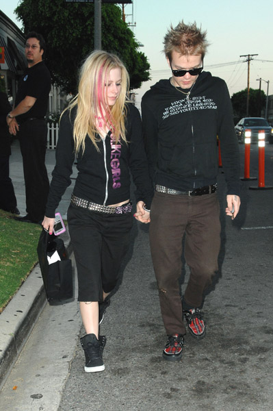 avrillavigneandderyckwhhr0.jpg