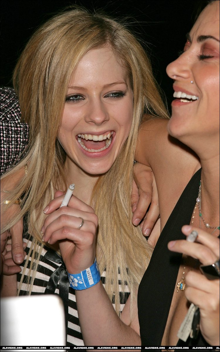 avril-lavigne-653-n23467.jpg