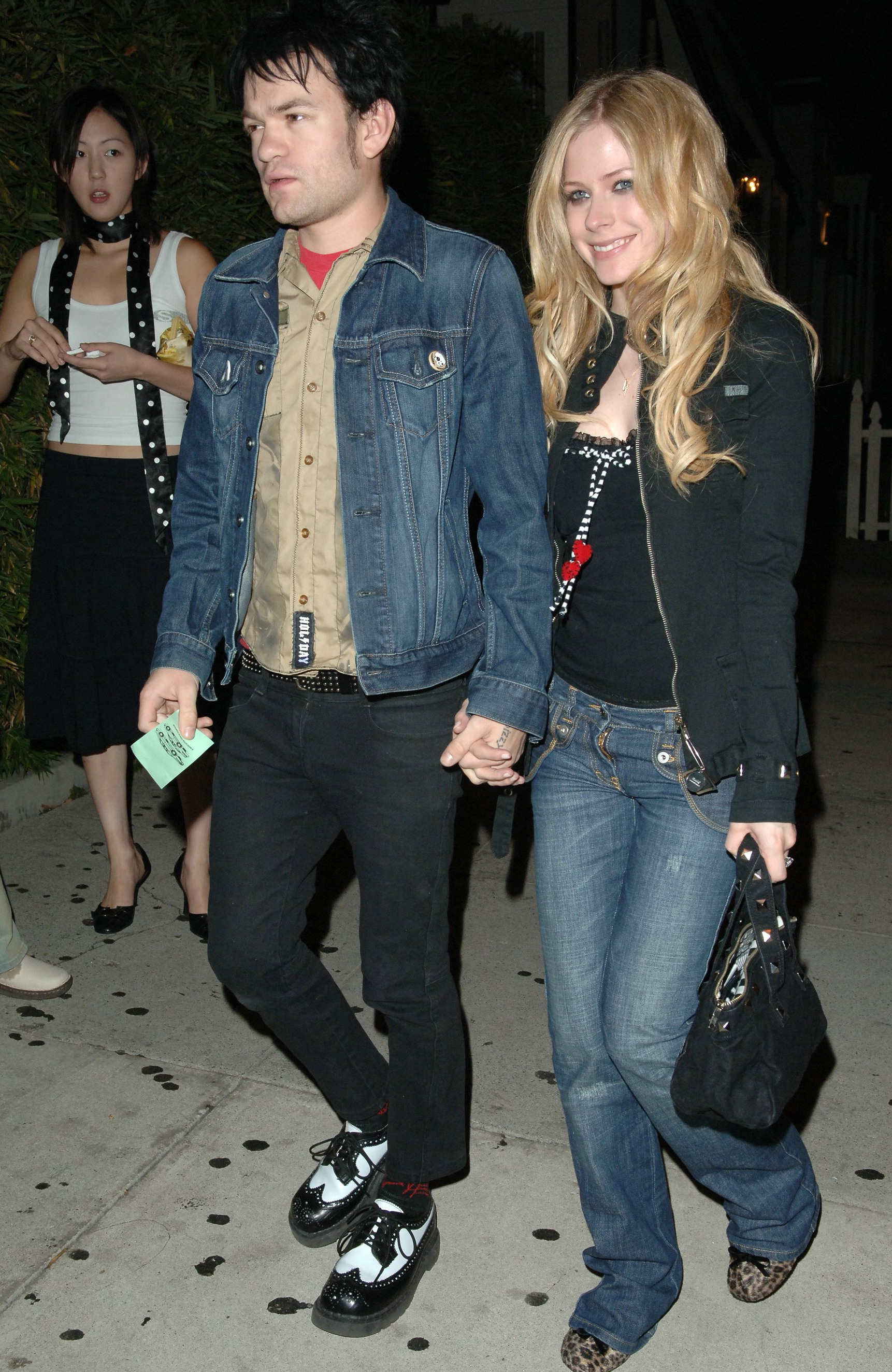 lavigne-whibley004.jpg