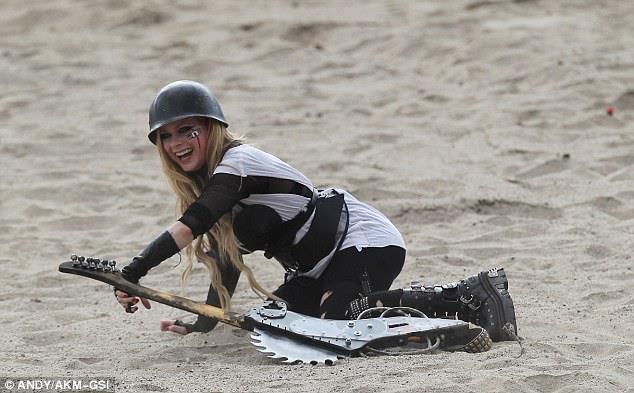 16903_10151597269398165_1143646825_n.jpg